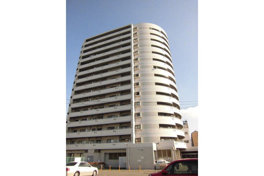 2LDK Apartment to Rent in Osaka-shi Suminoe-ku Exterior