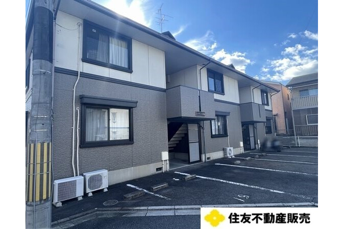 Whole Building Apartment to Buy in Kyotanabe-shi Exterior