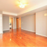 3LDK Apartment to Buy in Chuo-ku Living Room