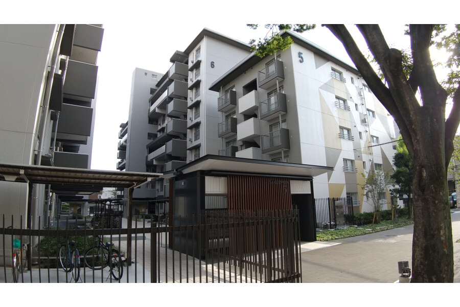 3DK Apartment to Rent in Nagoya-shi Atsuta-ku Exterior