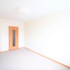 1K Apartment to Rent in Kyoto-shi Minami-ku Living Room