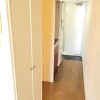 1K Apartment to Rent in Chofu-shi Entrance