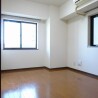 2K Apartment to Rent in Yokohama-shi Kanagawa-ku Room
