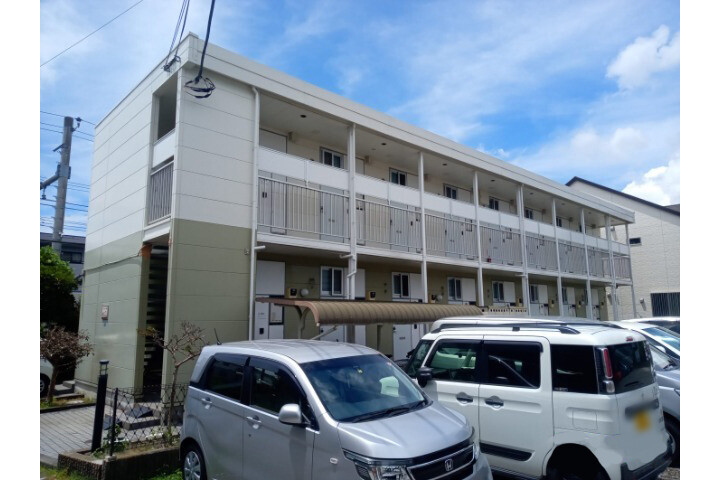 1K Apartment to Rent in Kamakura-shi Exterior