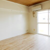 2LDK Apartment to Rent in Daisen-shi Interior