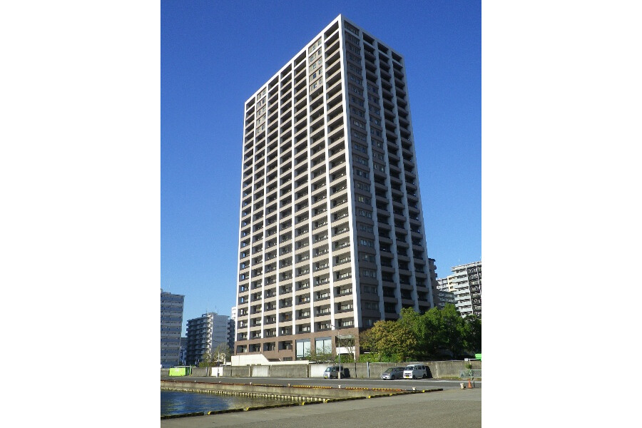 2LDK Apartment to Buy in Chuo-ku Interior