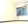 1K Apartment to Rent in Chofu-shi Living Room