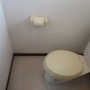 2DK Apartment to Rent in Kasukabe-shi Toilet