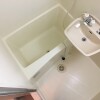 1K Apartment to Rent in Saitama-shi Midori-ku Bathroom
