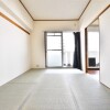2LDK Apartment to Rent in Osaka-shi Naniwa-ku Japanese Room