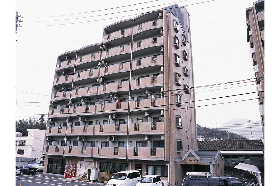 2DK Apartment to Rent in Hiroshima-shi Asakita-ku Exterior