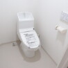 2K House to Rent in Higashiosaka-shi Toilet
