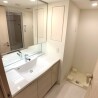2LDK Apartment to Rent in Bunkyo-ku Washroom