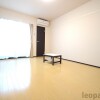 1K Apartment to Rent in Kitakyushu-shi Yahatanishi-ku Living Room