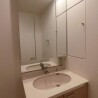 2LDK Apartment to Rent in Shinagawa-ku Washroom