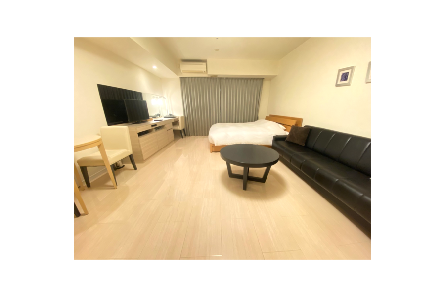 1K Serviced Apartment to Rent in Toshima-ku Living Room
