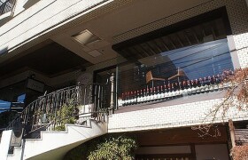3LDK Mansion in Azabujuban - Minato-ku