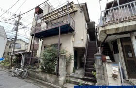 Whole Building Apartment in Nishikamata - Ota-ku