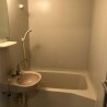 1DK Apartment to Rent in Meguro-ku Bathroom