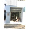 1K Apartment to Rent in Yokohama-shi Naka-ku Entrance Hall