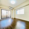2LDK Apartment to Buy in Chiyoda-ku Interior