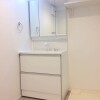 1LDK Apartment to Rent in Osaka-shi Nishiyodogawa-ku Washroom