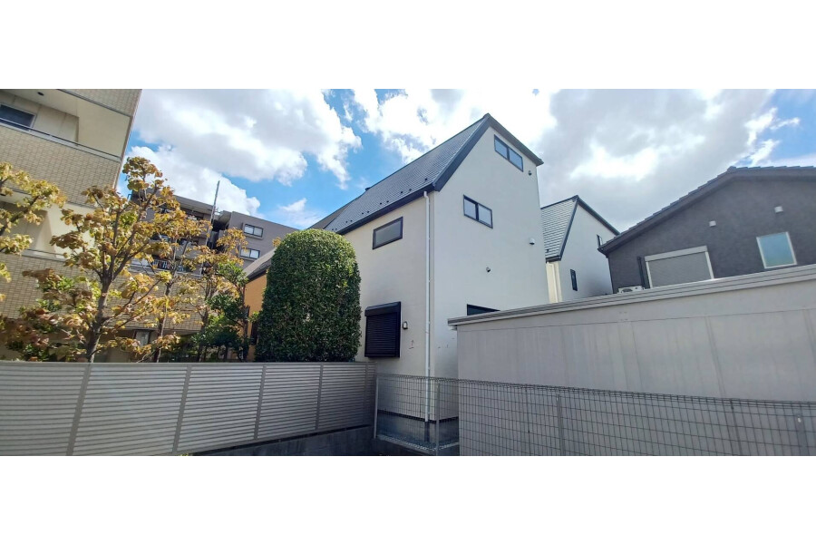 2SLDK House to Buy in Katsushika-ku Exterior