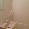1K Apartment to Rent in Utsunomiya-shi Bathroom