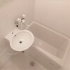 1K Apartment to Rent in Funabashi-shi Shower