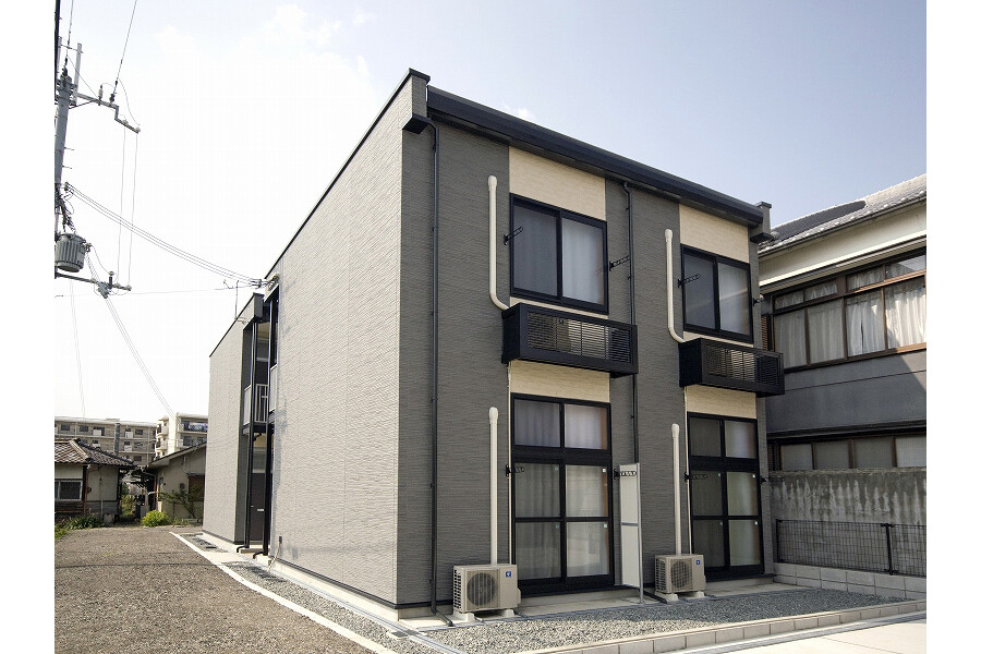 1K Apartment to Rent in Yamatotakada-shi Exterior