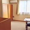 1K Apartment to Rent in Kofu-shi Living Room