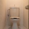 1K Apartment to Rent in Suita-shi Toilet