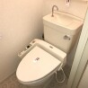 3DK Apartment to Rent in Toshima-ku Toilet