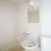 1K Apartment to Rent in Komae-shi Washroom