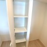 2LDK Apartment to Rent in Bunkyo-ku Storage