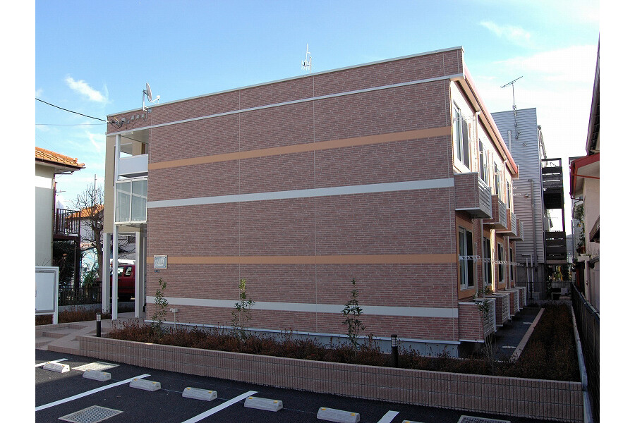 1R Apartment to Rent in Chigasaki-shi Exterior