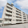2K Apartment to Rent in Iwakuni-shi Exterior