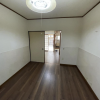 4K House to Rent in Matsubara-shi Living Room