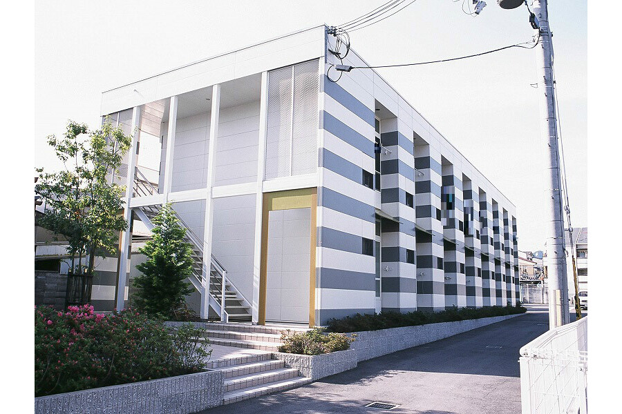 1K Apartment to Rent in Kyoto-shi Ukyo-ku Exterior