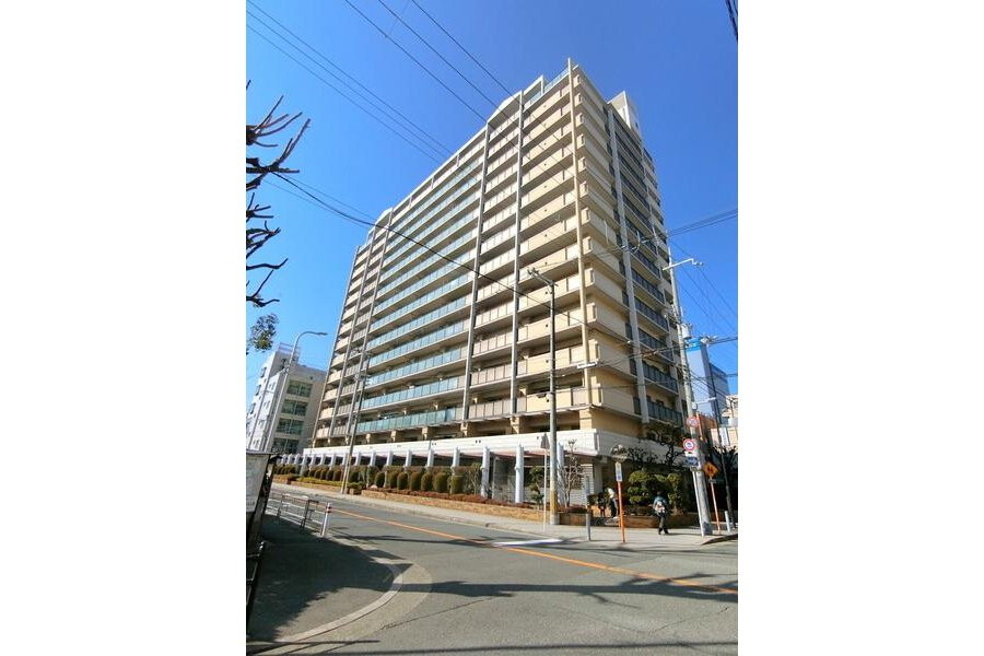 3LDK Apartment to Buy in Osaka-shi Minato-ku Interior