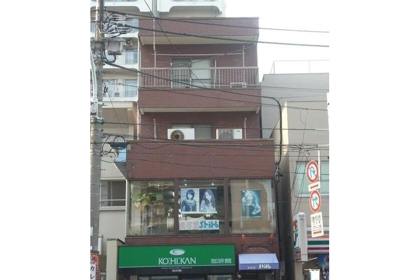 2DK Apartment to Rent in Koto-ku Exterior
