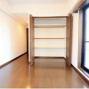 1LDK Apartment to Buy in Bunkyo-ku Storage