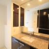江东区出售中的2LDK公寓大厦房地产 盥洗室