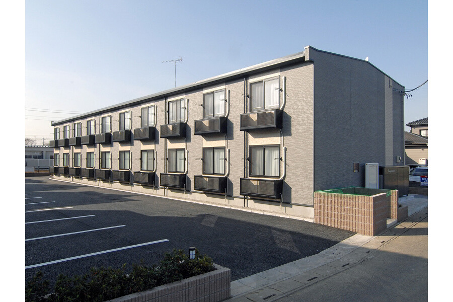 1K Apartment to Rent in Kazo-shi Exterior