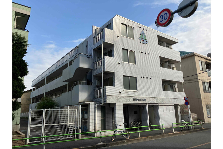 1R Apartment to Buy in Katsushika-ku Exterior