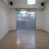 1K Apartment to Rent in Osaka-shi Higashisumiyoshi-ku Living Room
