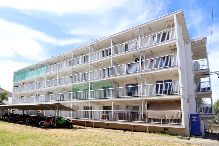 2K Apartment to Rent in Chita-gun Taketoyo-cho Exterior