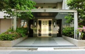 2DK Mansion in Mita - Minato-ku