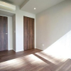 3LDK Apartment to Buy in Chiyoda-ku Bedroom