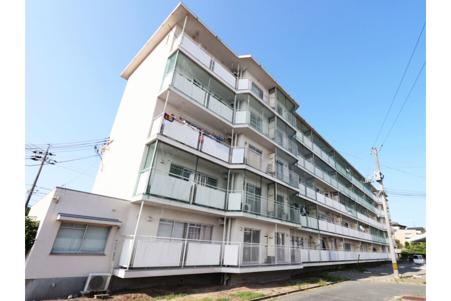 3DK Apartment to Rent in Shimonoseki-shi Exterior